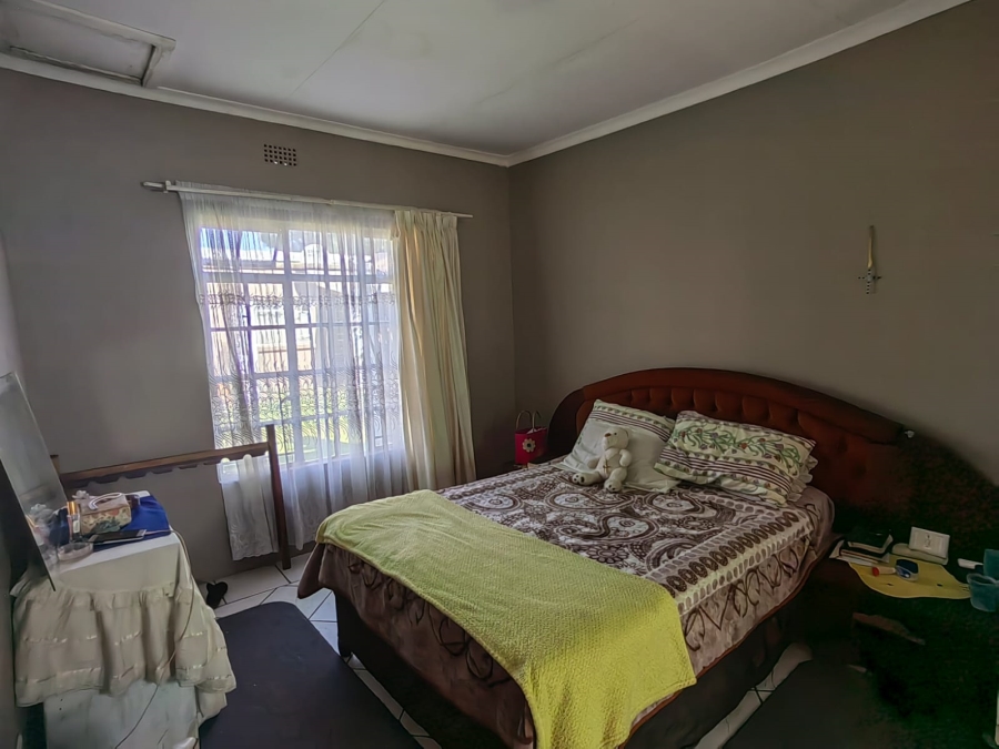 11 Bedroom Property for Sale in Parys Free State